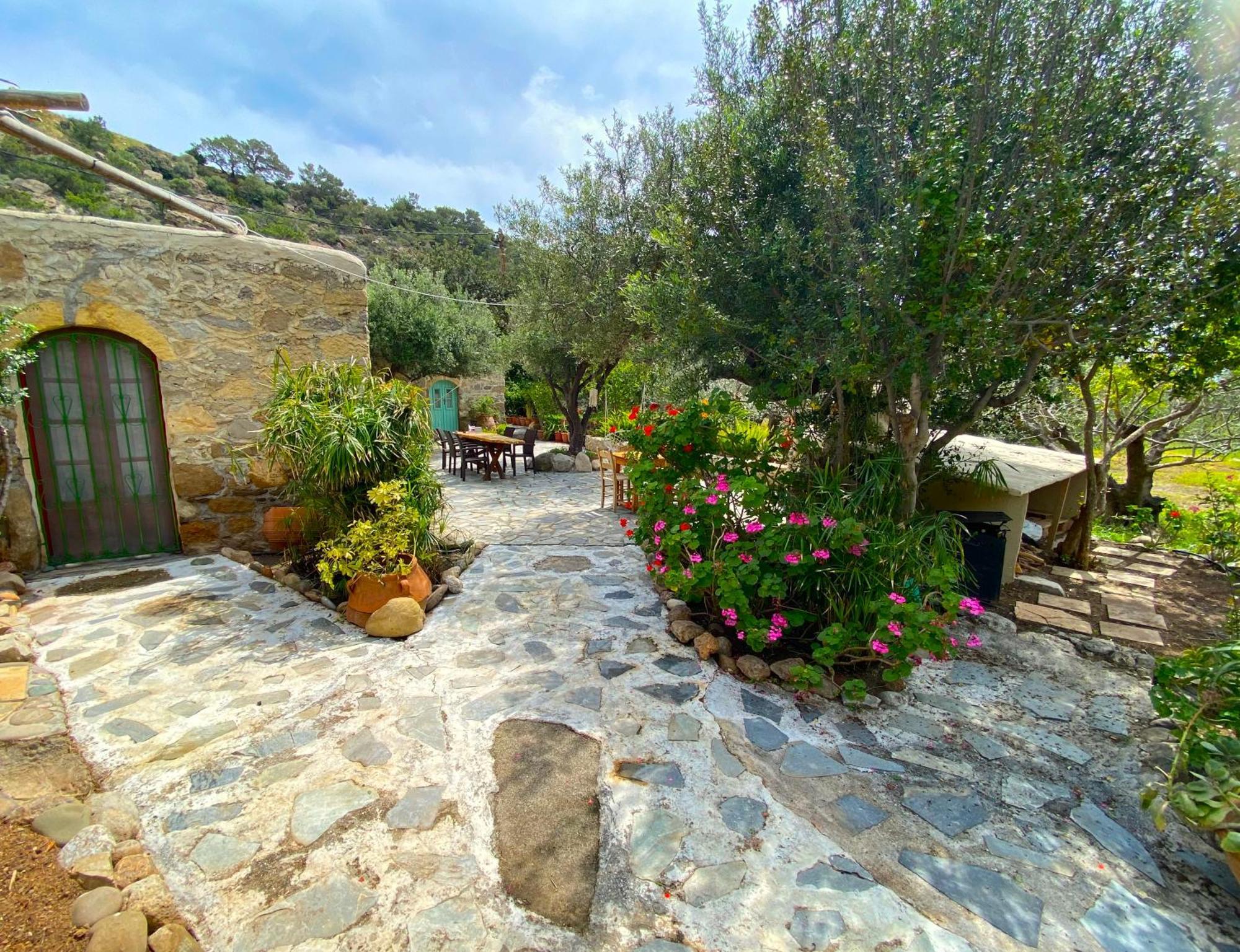 Natura Cottages Makry Gialos  Exterior photo